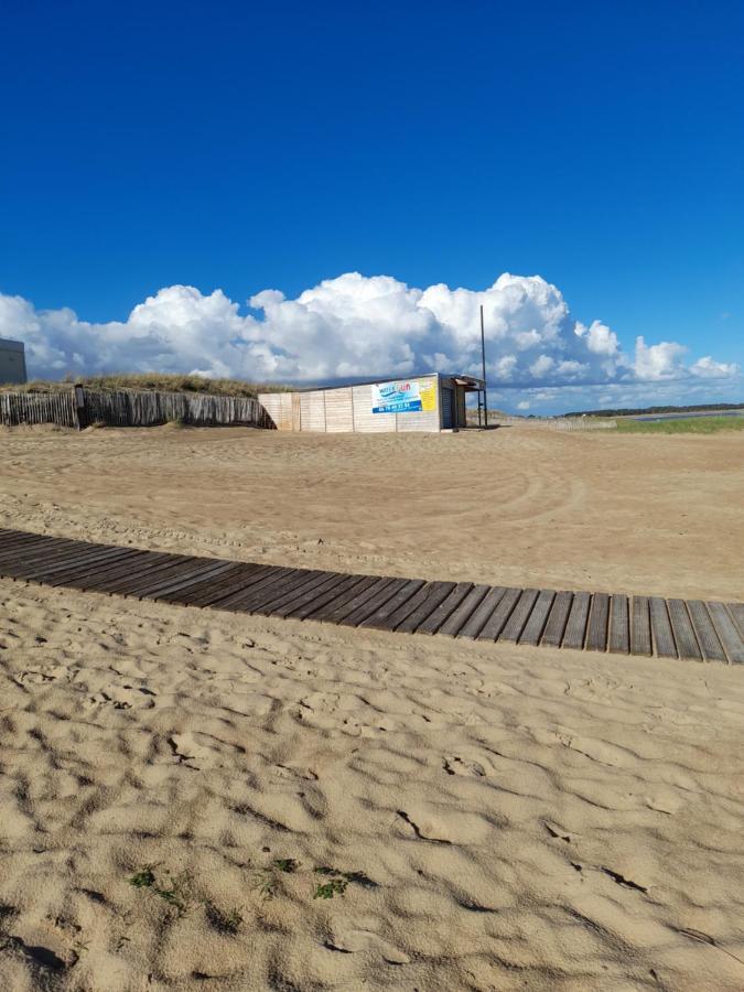 Maisonnette A Deux Pas De La Plage Dans Residence Calme لا ترانش سور مير المظهر الخارجي الصورة
