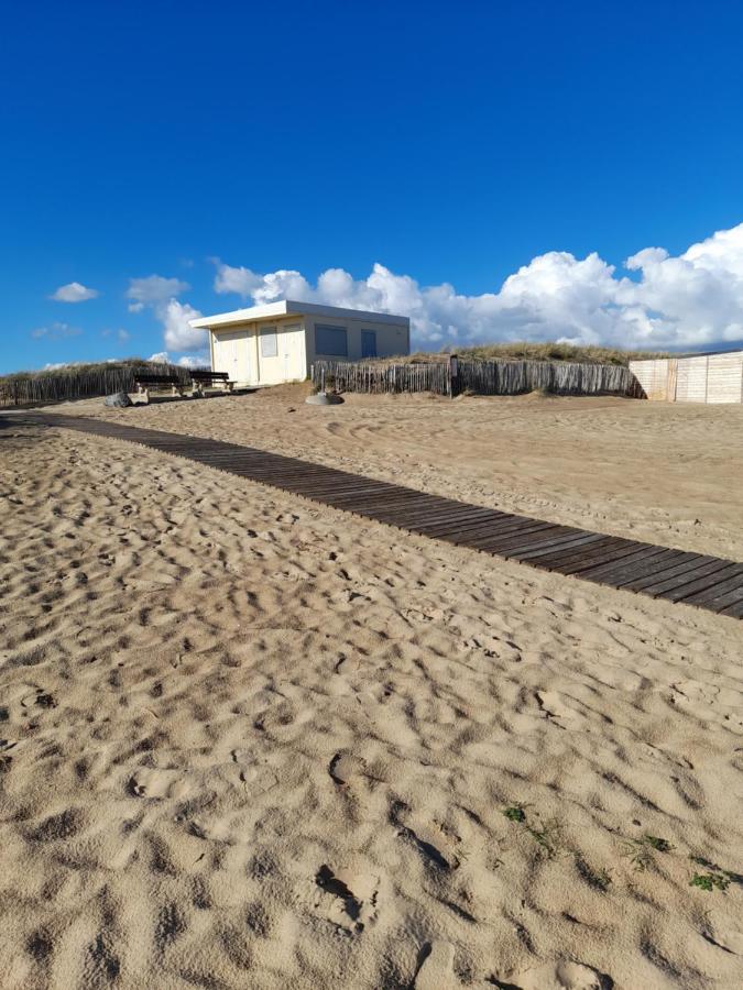 Maisonnette A Deux Pas De La Plage Dans Residence Calme لا ترانش سور مير المظهر الخارجي الصورة